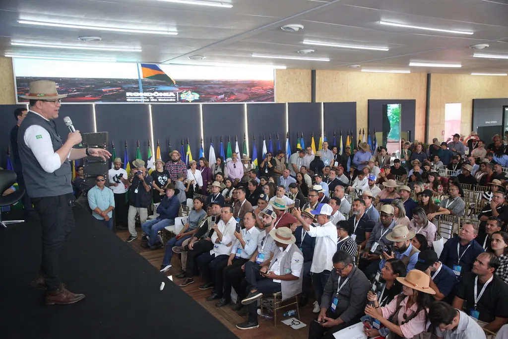 MUNICÍPIOS ASSEGURAM CRESCIMENTO - Encontro municipalista em Ji-Paraná discutiu o agronegócio e o desenvolvimento de Rondônia